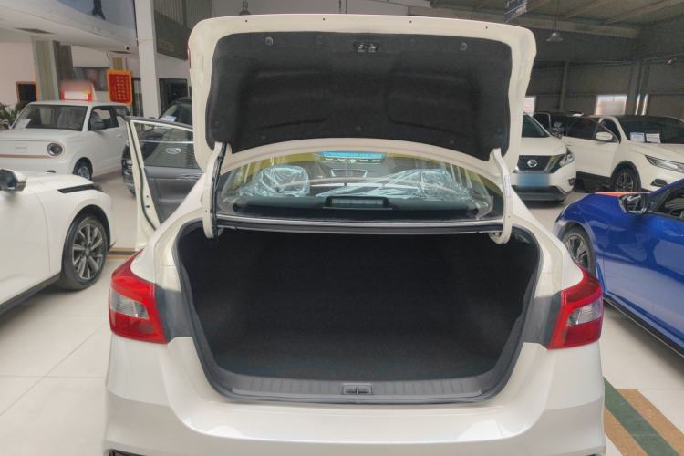 Used Nissan Sylphy 2024 Facelifted Three Classic 1.6XE CVT Comfort Edition Trunk