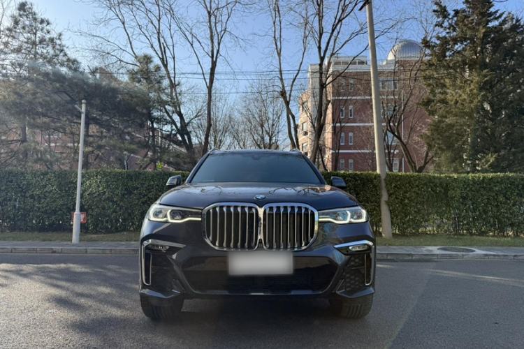 Used BMW X7 2021 xDrive40i Luxury M Sport Package
