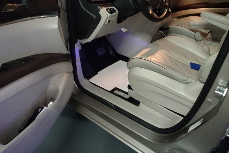 Used Buick GL8 2022 Land Business Class 652T Luxury Model