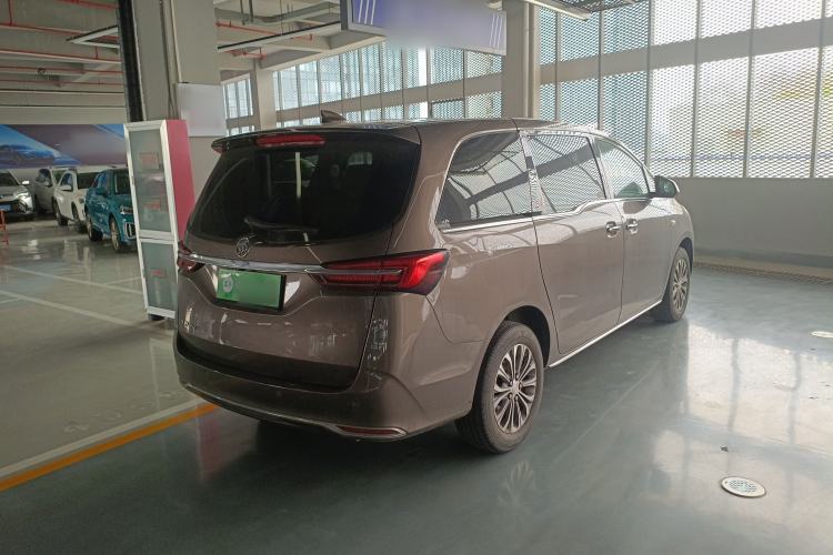 Used Buick GL8 2023 Land Executive Class 652T Luxury Model
