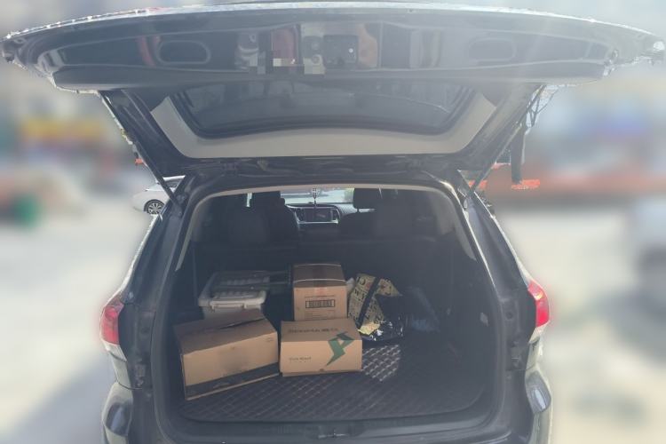 Used Toyota Highlander 2018 2.0T Four-Wheel Drive Luxury Edition 7 Seats China V Emission Standard