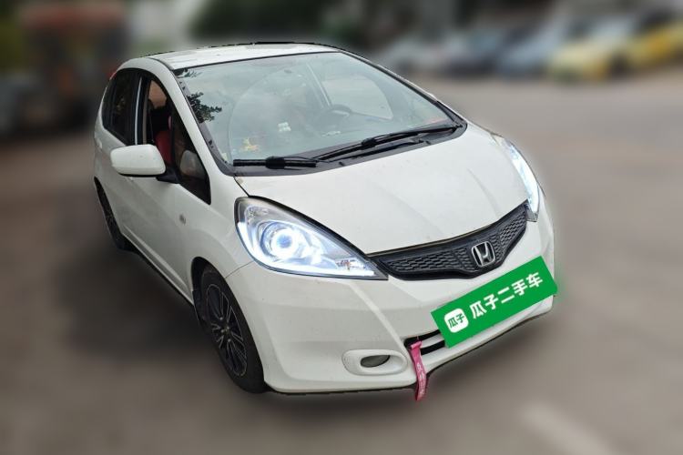 Used Honda Fit 2011 1.3L automatic comfort version