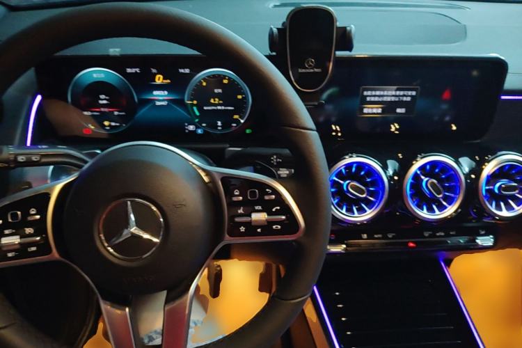 Used Mercedes-Benz GLB 2022 Refresh GLB 200 Dynamic Edition
