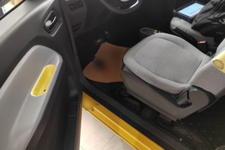 Used Wuling Hongguang MINIEV 2021 Macaron Premium Model – Lithium-NMC