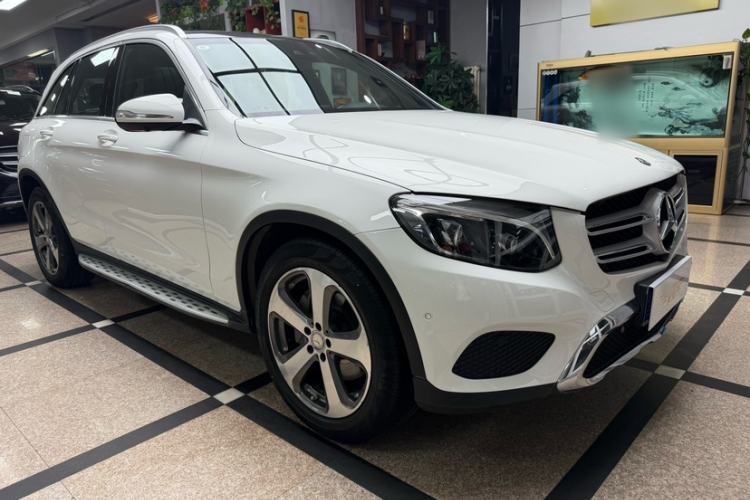 Used Mercedes-Benz GLC 2016 GLC 300 4MATIC Dynamic Model