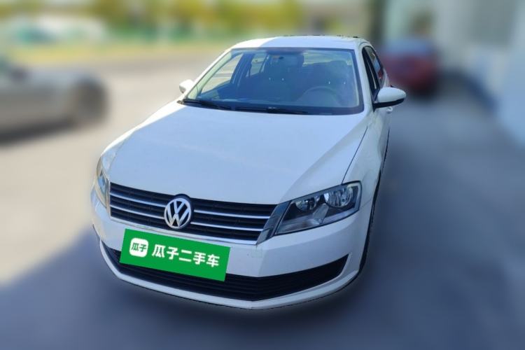 Used Volkswagen Gran Lavida 2013 1.6L Automatic Fashion Model