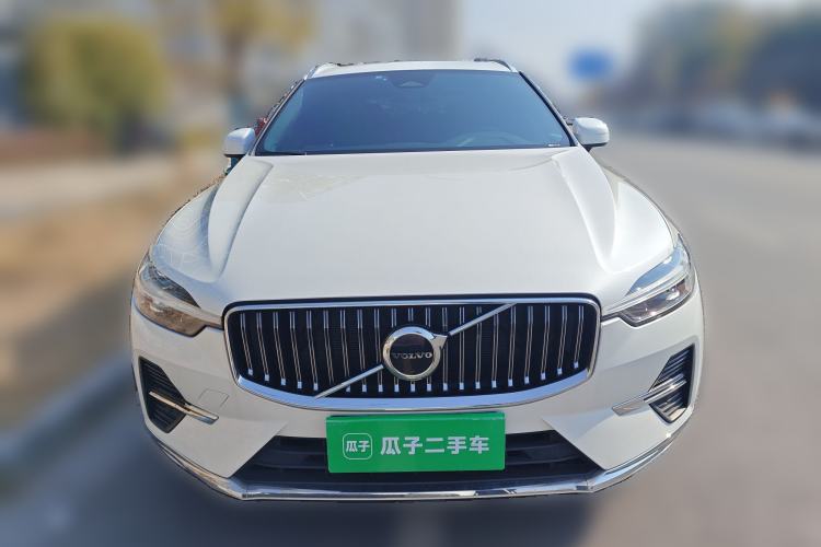 Used Volvo XC60 2023 B5 4x4 Smart Luxury Edition
