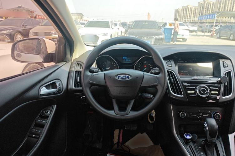 Used Ford Focus 2018 Hatchback Classic 1.6L Automatic Comfort Plus SmartDrive Edition