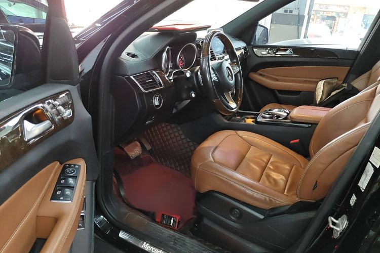 Used Mercedes-Benz GLS 2017 GLS 400 4MATIC Luxury Model