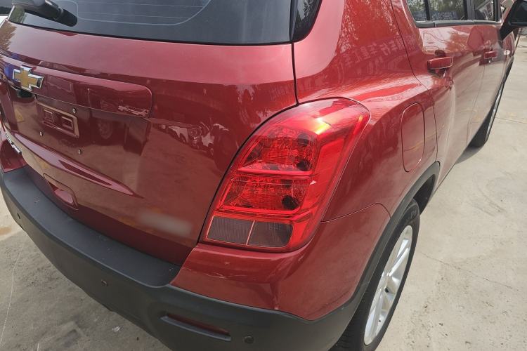 Used Chevrolet Trax 2016 1.4T Manual Two-Wheel Drive Comfort Version with Sunroof