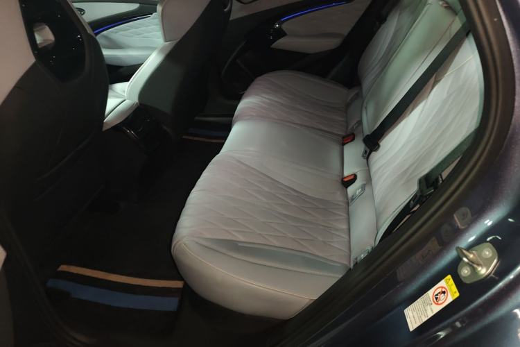 Used BYD Seal 2022 700 km Long-Range Rear-Wheel-Drive Version