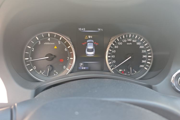 Used Infiniti Q50L 2018 2.0T Enjoyment Version China VI Standard