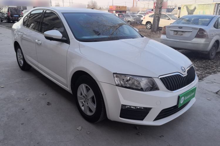 Used Skoda Octavia 2017 Classic Model 1.6L Automatic Standard Edition
