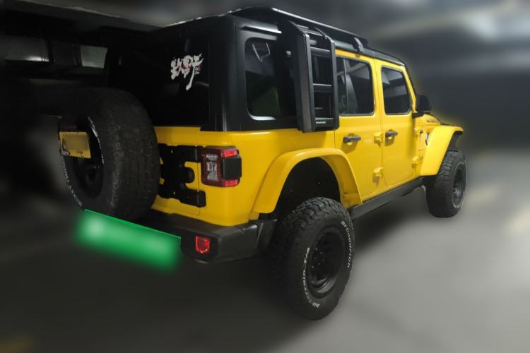 Used Jeep Wrangler 2019 2.0T Sahara Four-Door Version China VI Emission Standard
