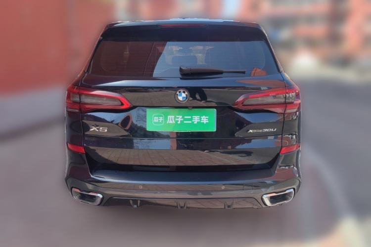 Used BMW X5 2022 Restyled xDrive 30Li Luxury Version M Sport Package
