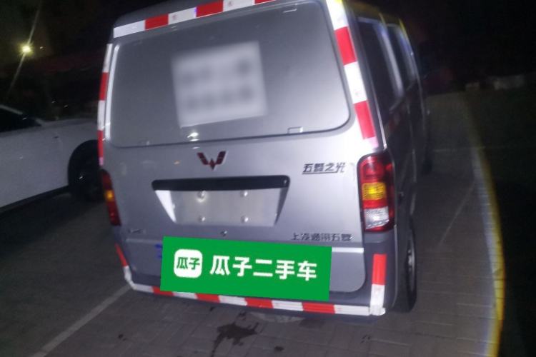 Used Wuling Zhiguang 2020 1.2L Van Utility Model China VI Emission Standard 2 Seats LSI