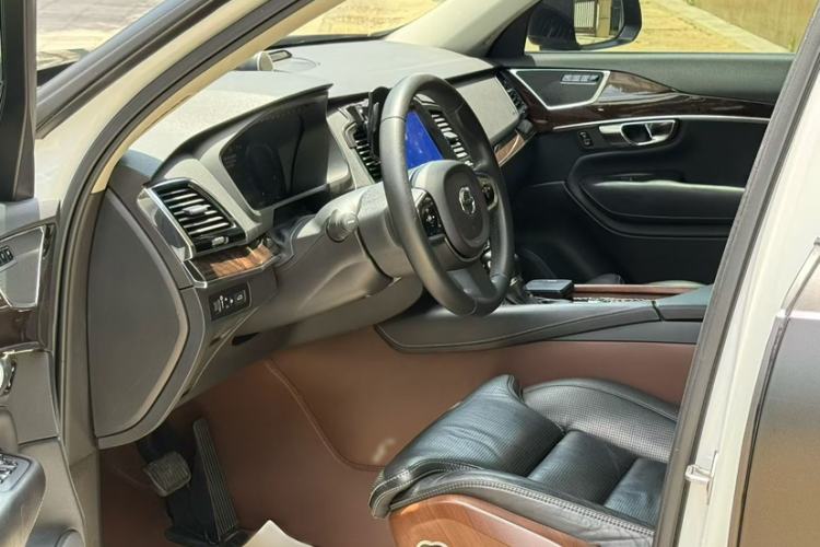 Used Volvo XC90 2015 T6 Zhiya Edition 7-seater
