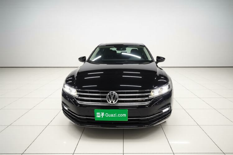 Used Volkswagen Phideon 2019 380TSI Two-Wheel Drive Business Edition China VI Standard
