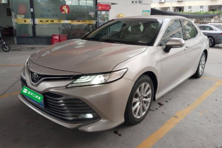 Used Toyota Camry 2018 2.0G Luxury Edition