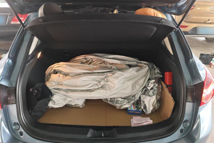 Used Mazda Mazda 3 Axela 2017 Hatchback 2.0L Automatic Luxury Model Emission Standard China V