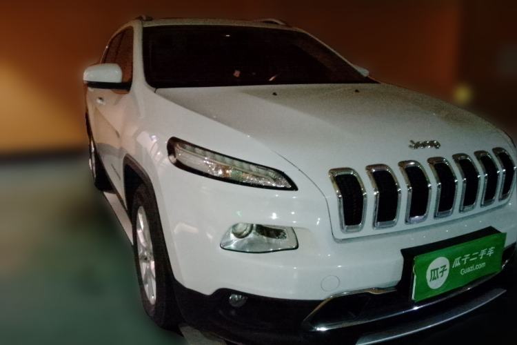Used Jeep Cherokee 2017 2.0L Superior Edition