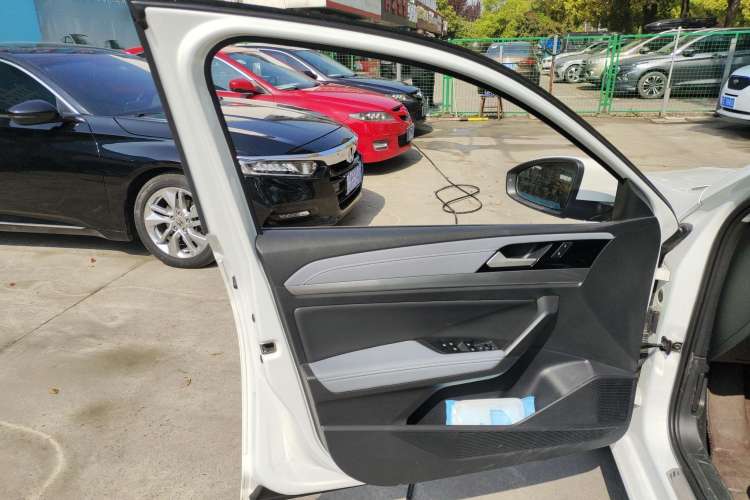 Used Volkswagen Lavida 2023 300TSI DSG Full-Comfort Edition