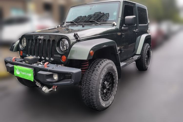 Used Jeep Wrangler 2010 3.8L Sahara two-door model