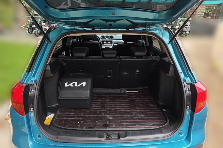 Used Suzuki Vitara 2016 1.4T Automatic Two-Wheel Drive Luxury Version Trunk