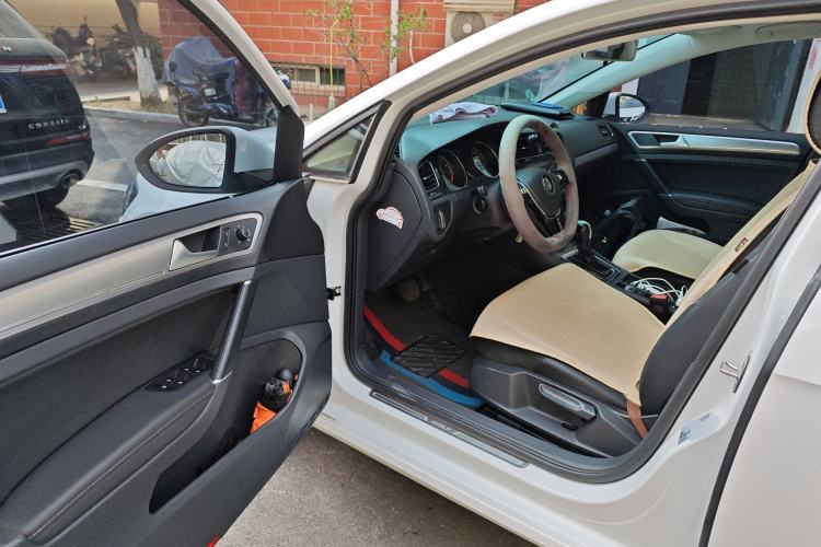 Used Volkswagen Golf 2019 1.6L Automatic Comfort Model China V Standard
