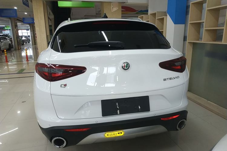 Used Alfa Romeo Stelvio 2017 2.0T 280HP Luxury Edition Rear