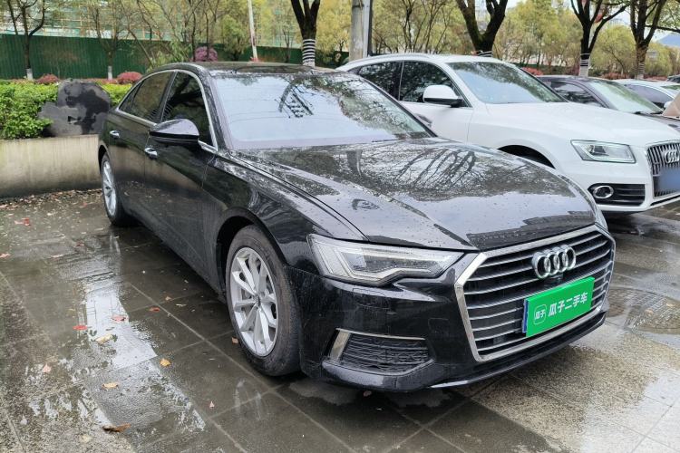 Used Audi A6L 2021 40 TFSI Luxury Prestige Edition Front Right 45 Deg