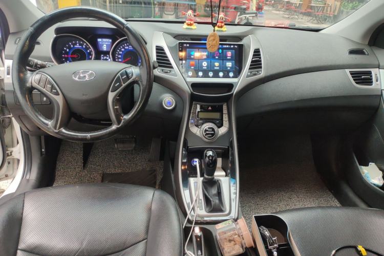 Used Hyundai Elantra (5th Generation / Langdong) 2015 1.6L Automatic Luxury Model
