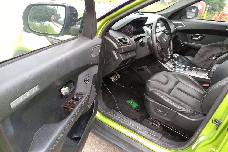 Used Land X7 2015 2.0T Panoramic Prestige Edition