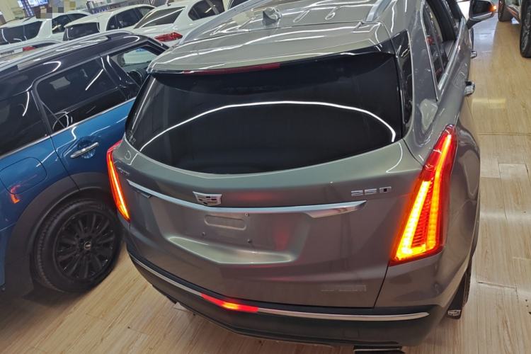 Used Cadillac XT5 2018 25T Luxury Model
