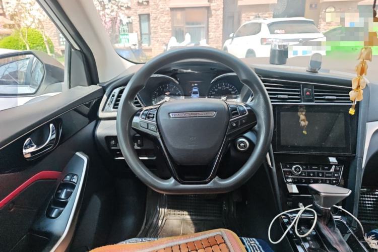 Used Venucia D60 2020 1.6L XL CVT Enjoyment Edition