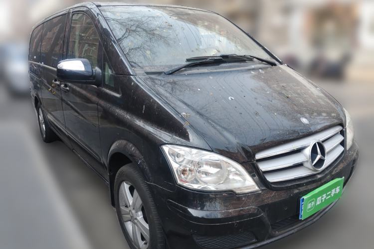 Used Mercedes-Benz Viano 2013 3.0L Comfort Edition Front Right 45 Deg