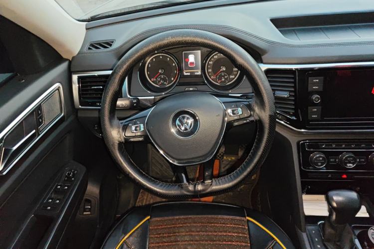 Used Volkswagen Teramont 2019 380TSI Four-Wheel Drive Luxury Version China V Standard Steering Wheel