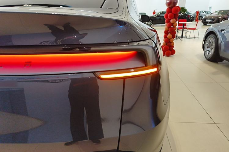 Used Tesla Model Y 2025 Long-Range All-Wheel Drive First Edition
