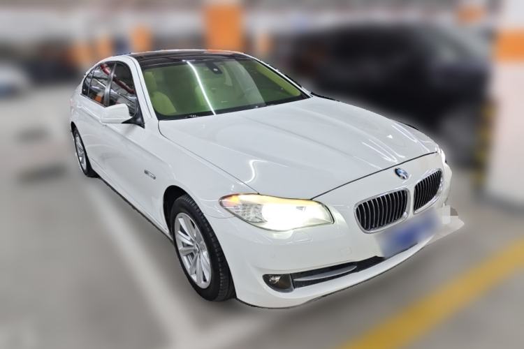 Used BMW 5 Series 2011 523Li Luxury Model Front Right 45 Deg