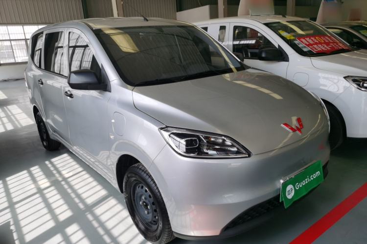 Used Wuling Hongguang New Energy 2024 All-Electric Model 300KM Standard Version Exterior 1