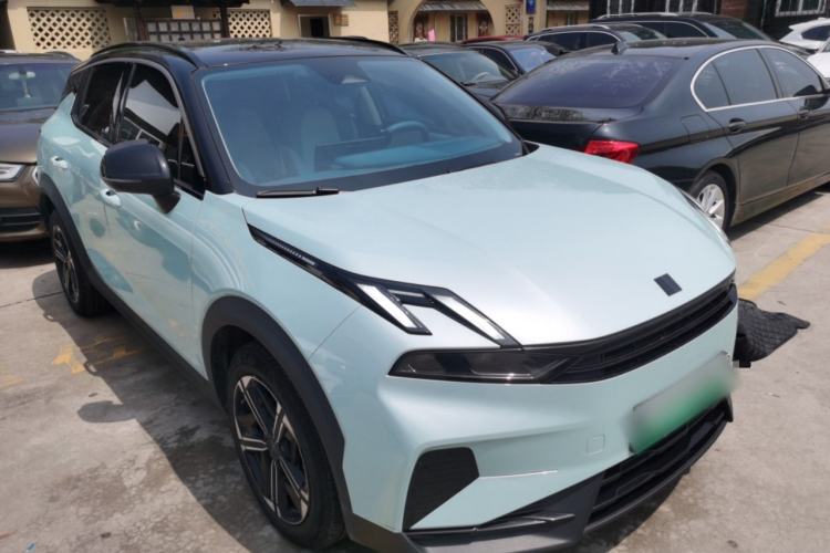 Used Lynk & Co 06 EM-P 2023 EM-P 126 Long-Range Halo Front Right 45 Deg