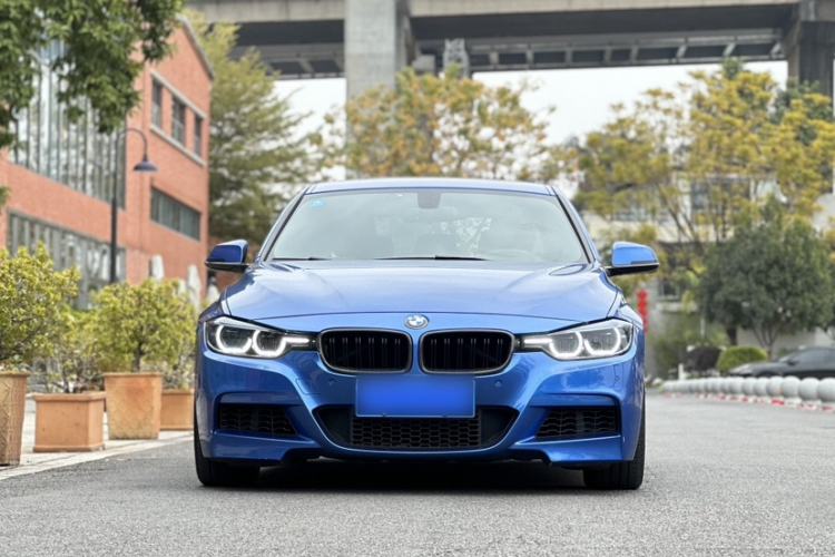 Used BMW 3 Series 2019 320i M Sport Package Exterior 6