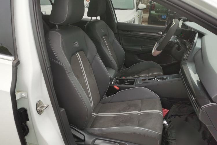 Used Volkswagen Golf 2023 280TSI DSG R-Line Lite Right Front Seat