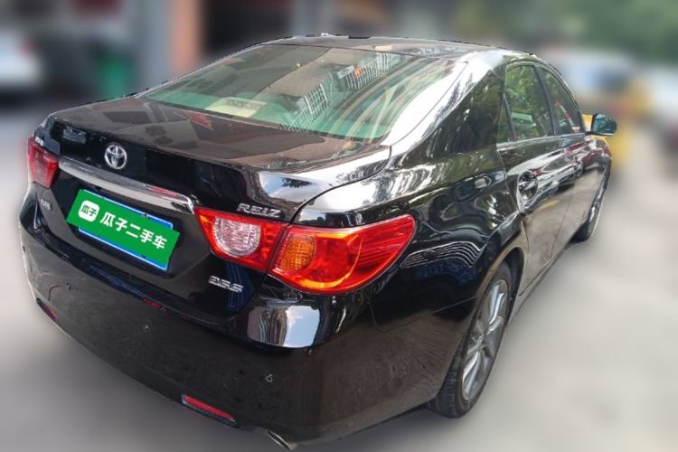 Used Toyota Reiz 2013 2.5S Elite Edition Rear Right 45 Deg