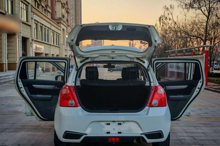 Used Suzuki Swift 2014 1.5L Automatic Fashion Edition