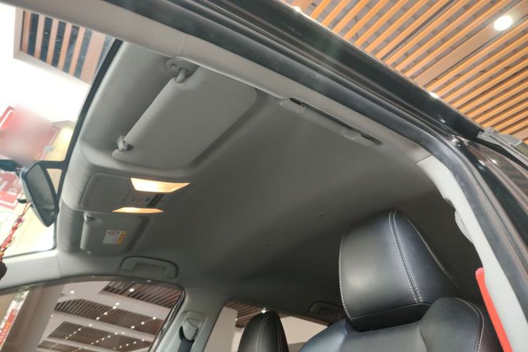 Used Toyota Wildlander 2022 2.0L CVT Two-Wheel Drive Leading Edition
