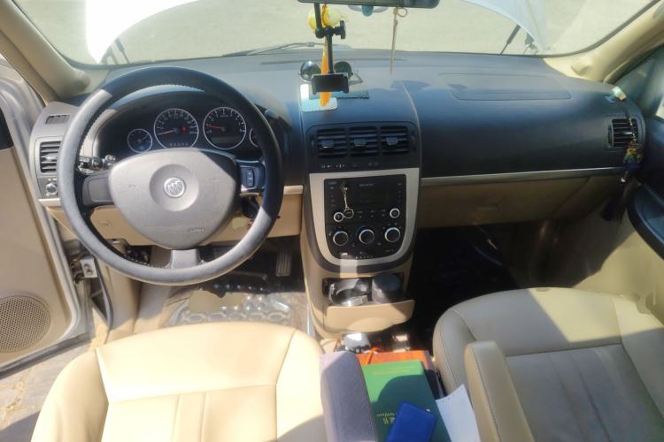 Used Buick GL8 2014 2.4L Executive Edition
