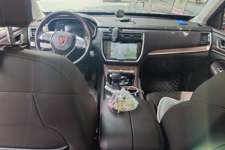 Used Roewe RX8 2019 30T Smart Connectivity Two-Wheel Drive Supreme Flagship Edition