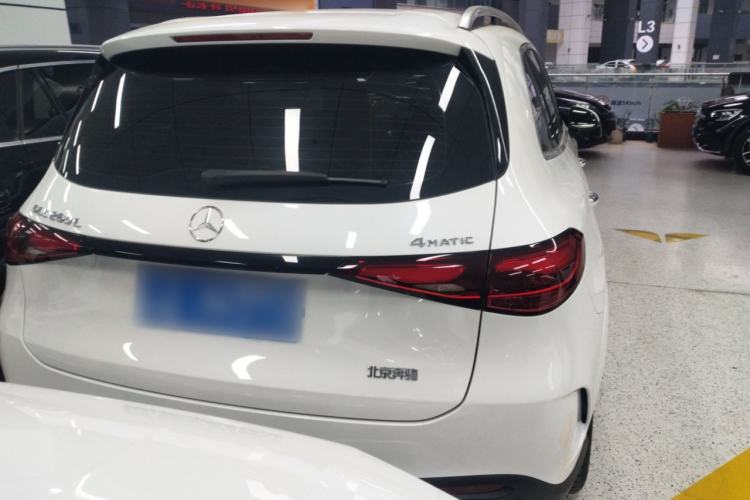 Used Mercedes-Benz GLC 2023 Facelift GLC 260 L 4MATIC Dynamic Version 5 Seats
