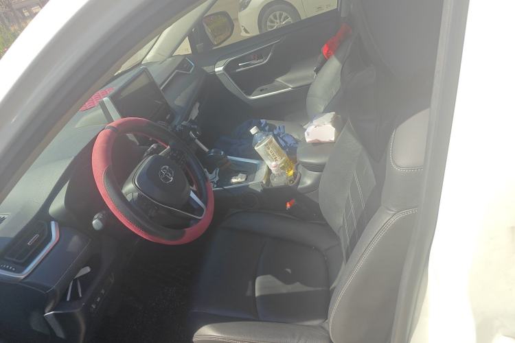 Used Toyota RAV4 2020 2.0L CVT Two-Wheel Drive Fashion PLUS Edition
